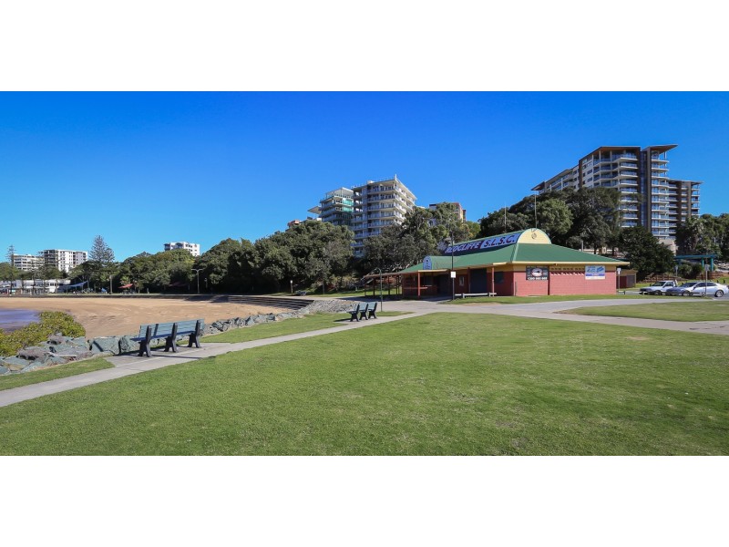 303/87 MARINE PDE, Redcliffe QLD 4020