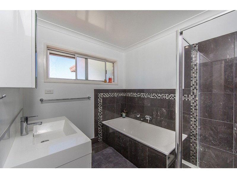 212 DUFFIELD ROAD, Clontarf QLD 4019