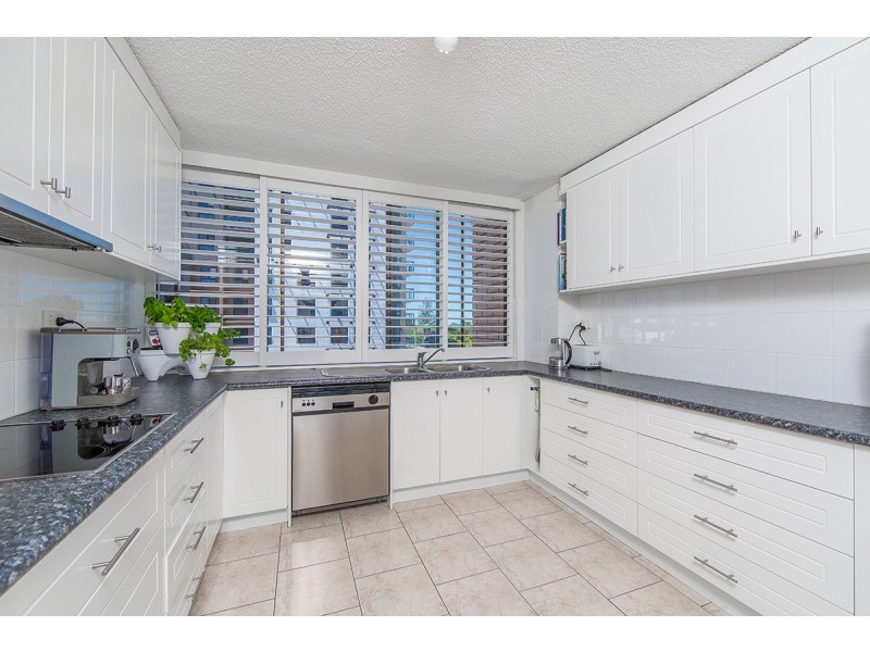 6/51 MARINE PDE, Redcliffe QLD 4020