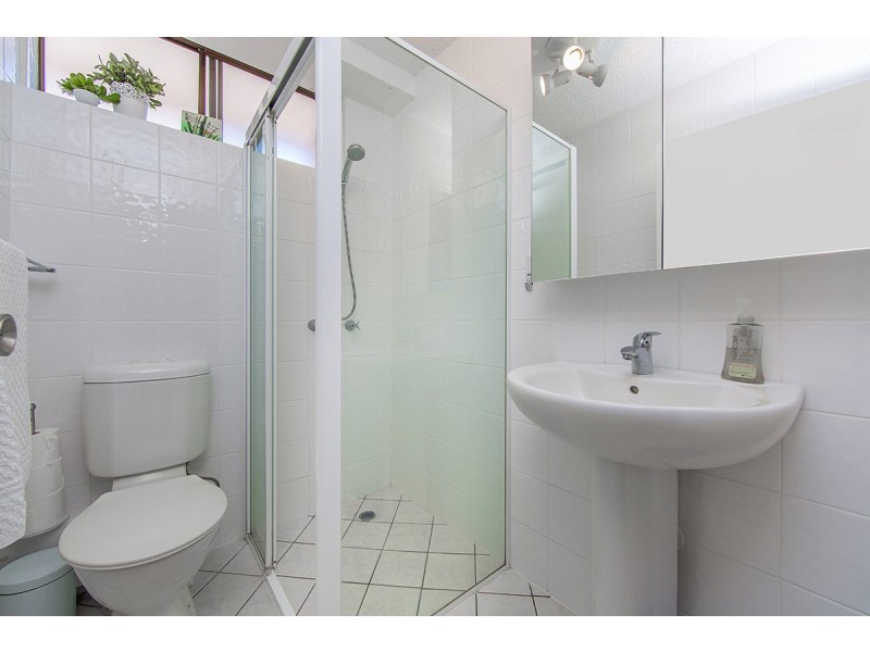 6/51 MARINE PDE, Redcliffe QLD 4020