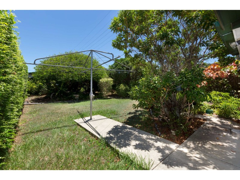 7 BELL STREET, Woody Point QLD 4019