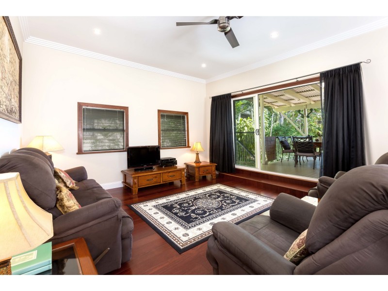 9 WYLLIE ST, Redcliffe QLD 4020