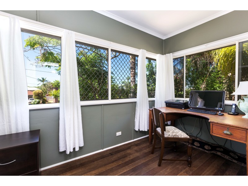 9 WYLLIE ST, Redcliffe QLD 4020