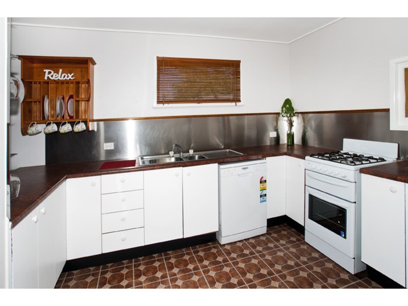 3  EMERALD ST, Clontarf QLD 4019