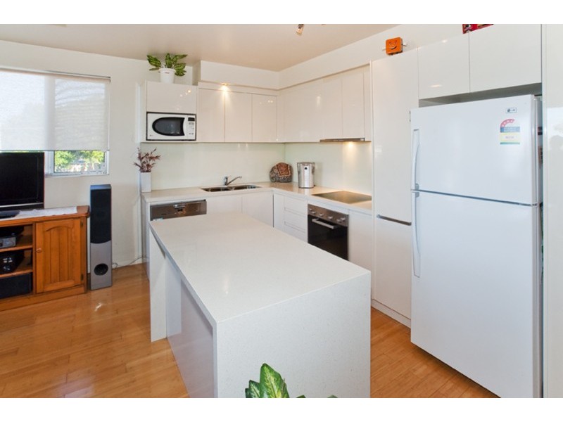 5/2 QUEEN STREET, Scarborough QLD 4020