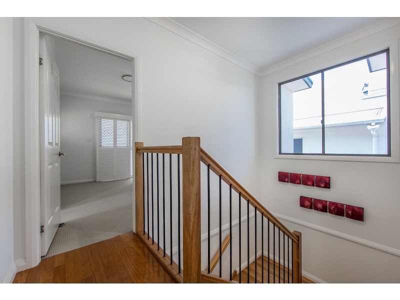 11 GARNET STREET, Scarborough QLD 4020