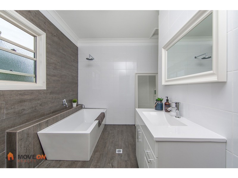 71 MEIN ST, Scarborough QLD 4020