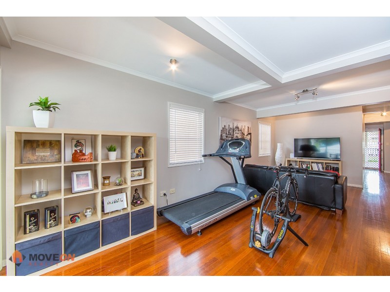 71 MEIN ST, Scarborough QLD 4020