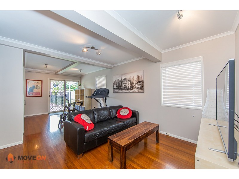 71 MEIN ST, Scarborough QLD 4020