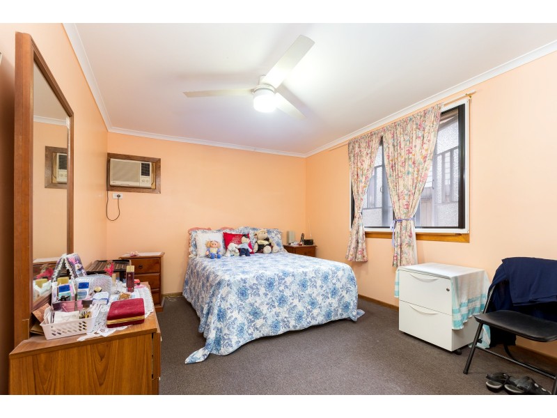 62 MCLENNAN STREET, Woody Point QLD 4019