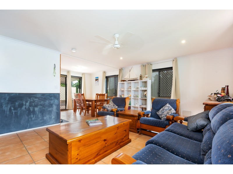 17 BLUEGUM ST, Kallangur QLD 4503