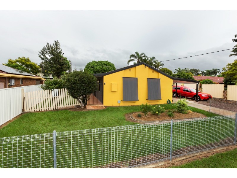 17 BLUEGUM ST, Kallangur QLD 4503