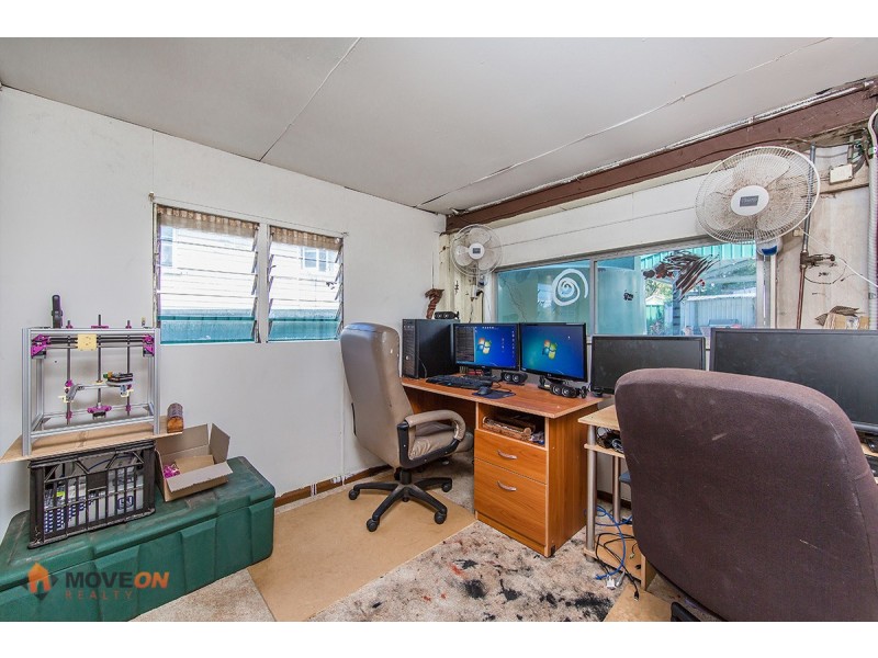 34 ALICE ST, Clontarf QLD 4019