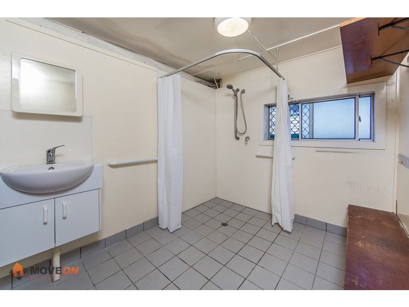 34 ALICE ST, Clontarf QLD 4019