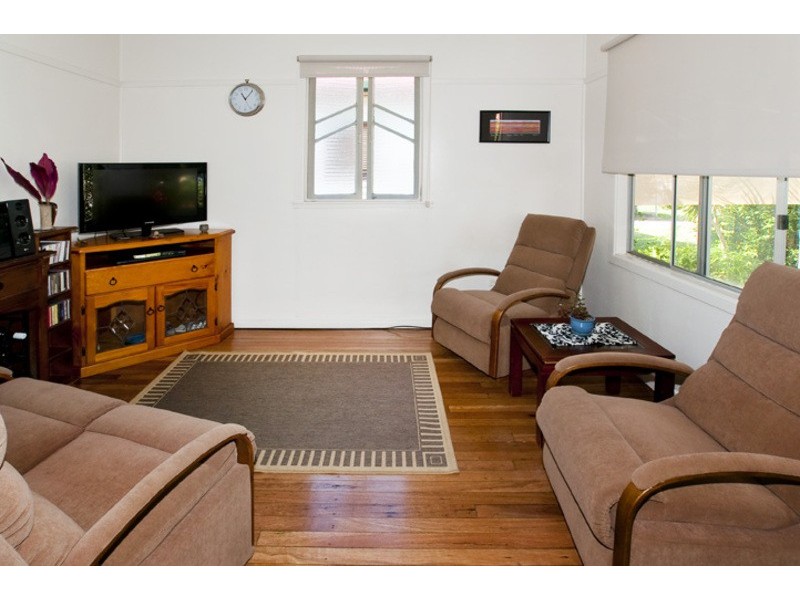 20 FRANK ST, Scarborough QLD 4020