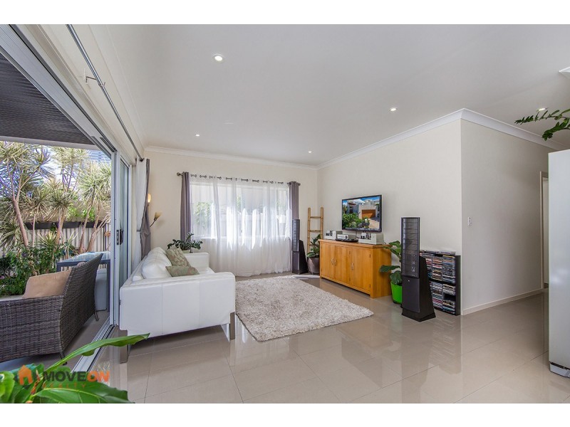 59A SEAVILLE AVE, Scarborough QLD 4020