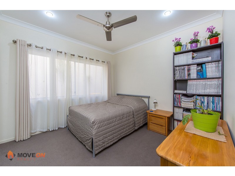 59A SEAVILLE AVE, Scarborough QLD 4020