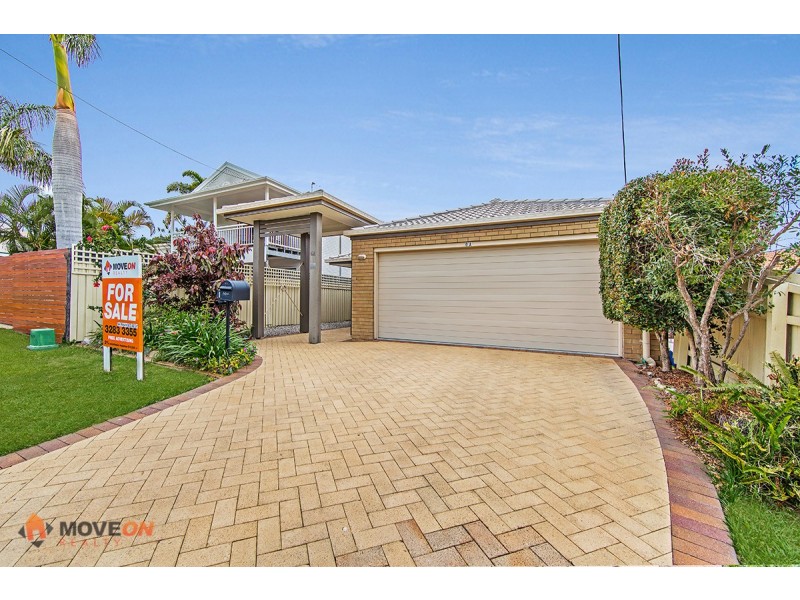 6a AMANDA STREET, Scarborough QLD 4020