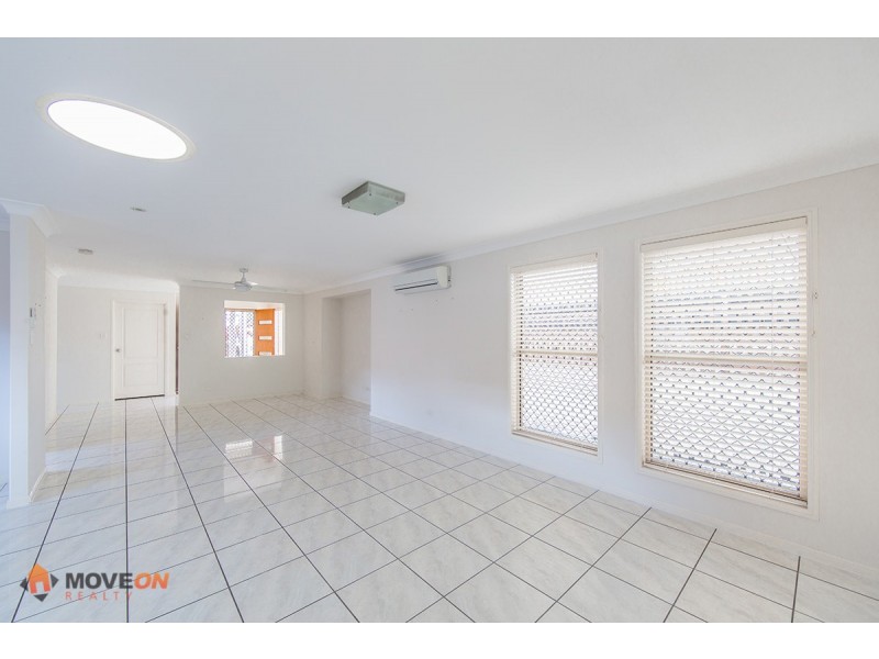 6a AMANDA STREET, Scarborough QLD 4020