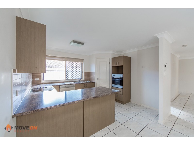 6a AMANDA STREET, Scarborough QLD 4020