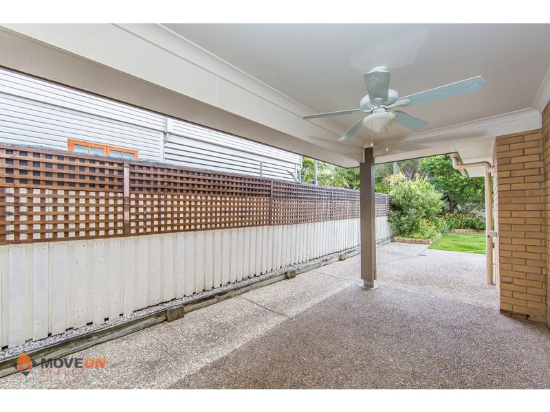6a AMANDA STREET, Scarborough QLD 4020