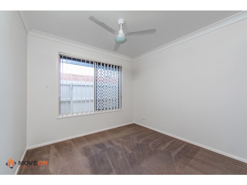 6a AMANDA STREET, Scarborough QLD 4020