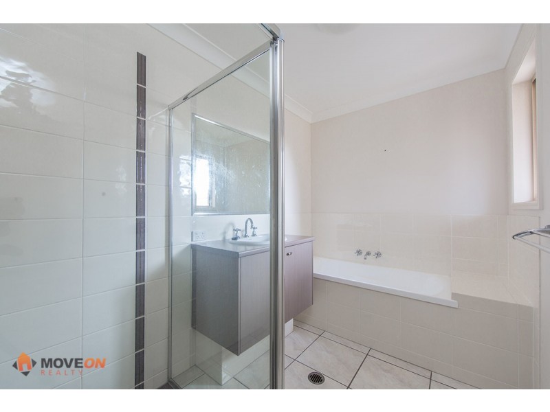 6a AMANDA STREET, Scarborough QLD 4020