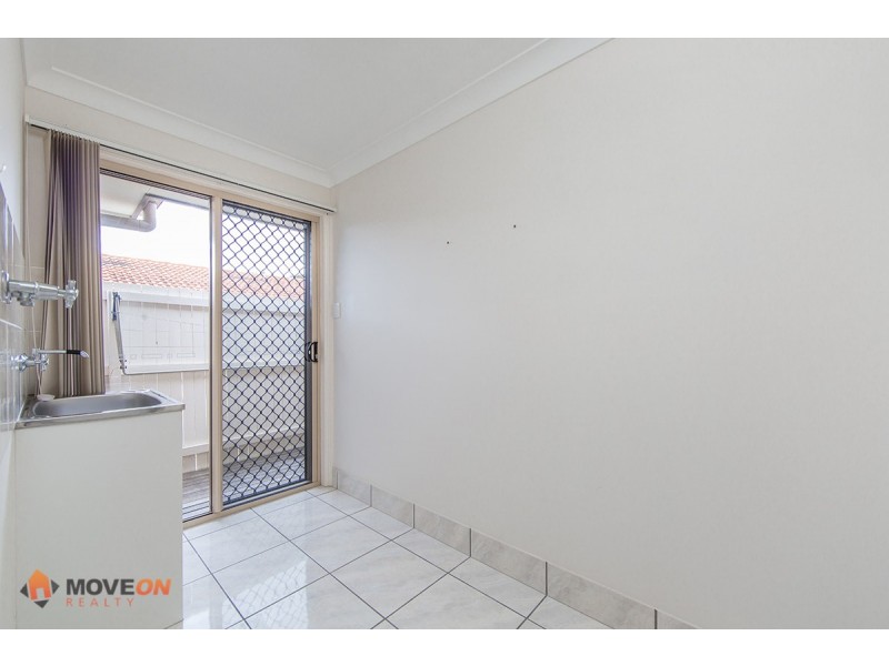 6a AMANDA STREET, Scarborough QLD 4020