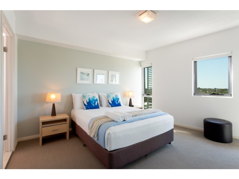 601/185 REDCLIFFE PARADE, Redcliffe QLD 4020