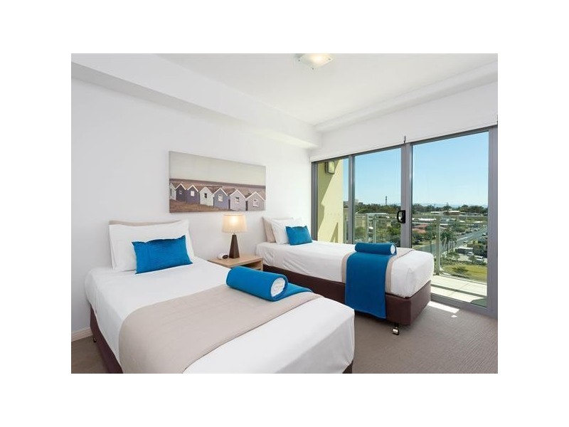 601/185 REDCLIFFE PARADE, Redcliffe QLD 4020