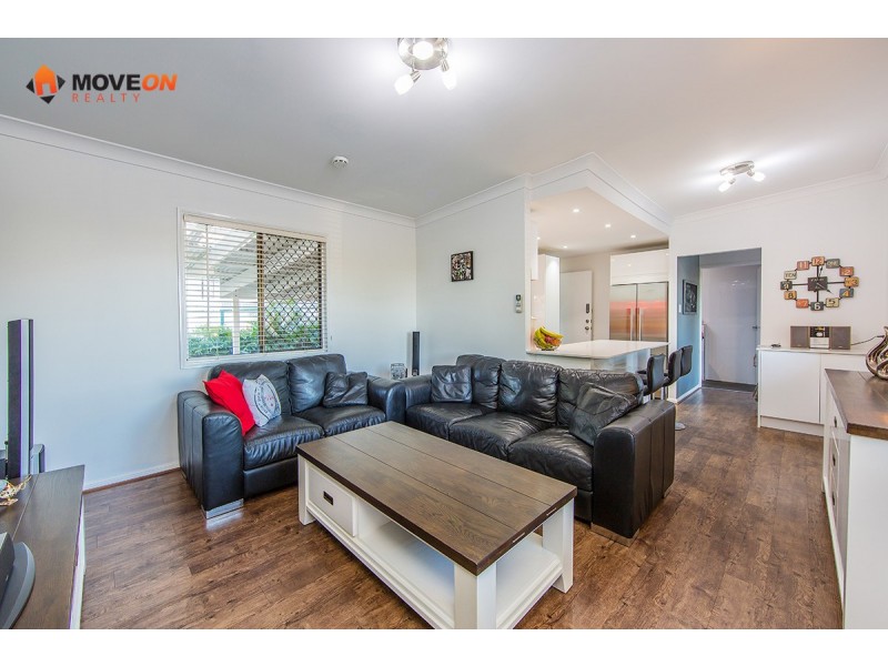 93 THOMAS STREET, Clontarf QLD 4019