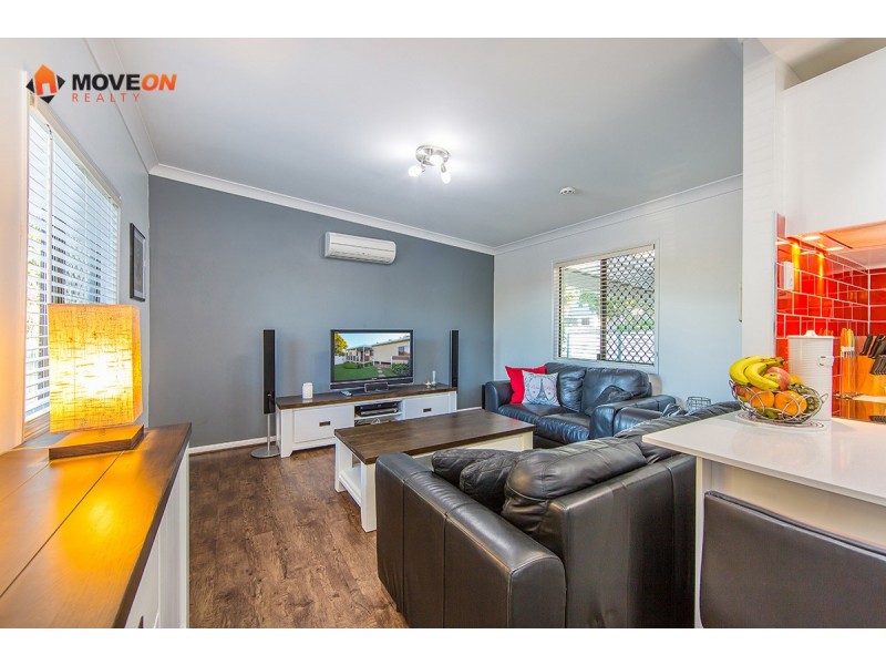 93 THOMAS STREET, Clontarf QLD 4019