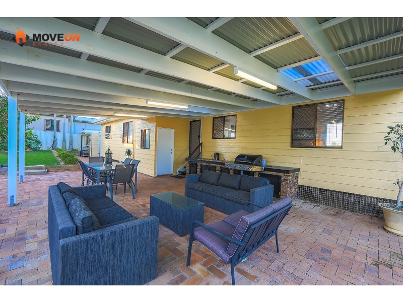 93 THOMAS STREET, Clontarf QLD 4019