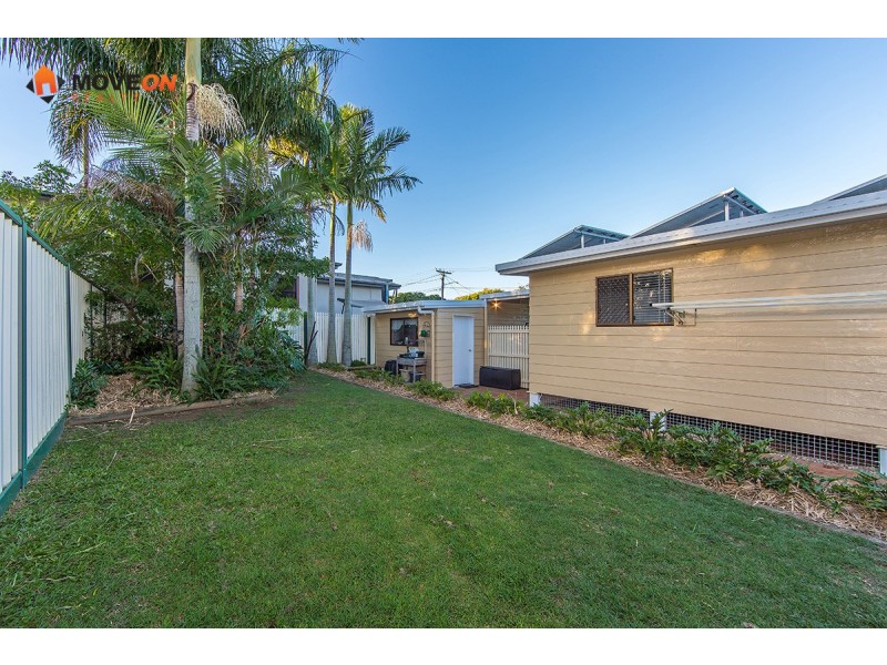 93 THOMAS STREET, Clontarf QLD 4019