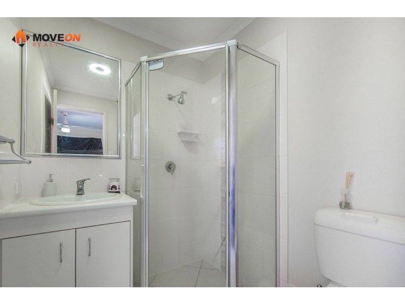 15/1 GERALD AVE, Clontarf QLD 4019