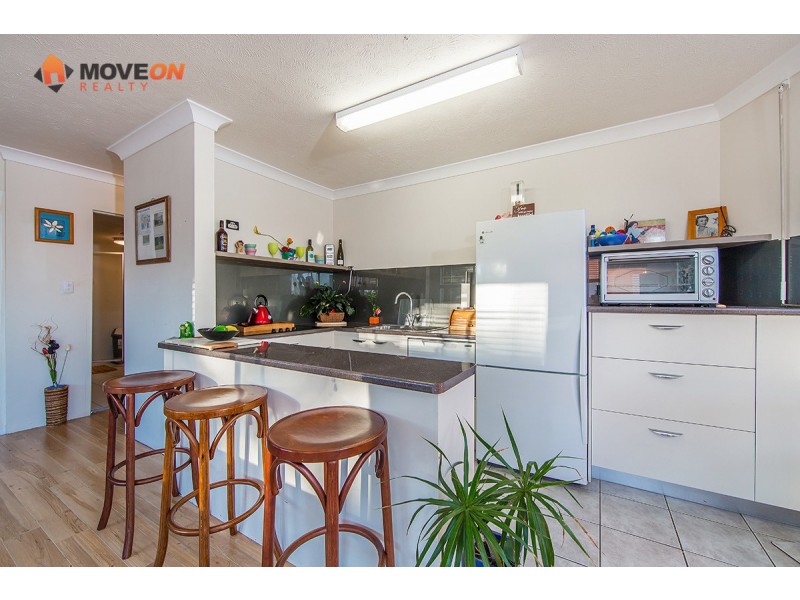 1/102 HORNIBROOK ESP, Clontarf QLD 4019