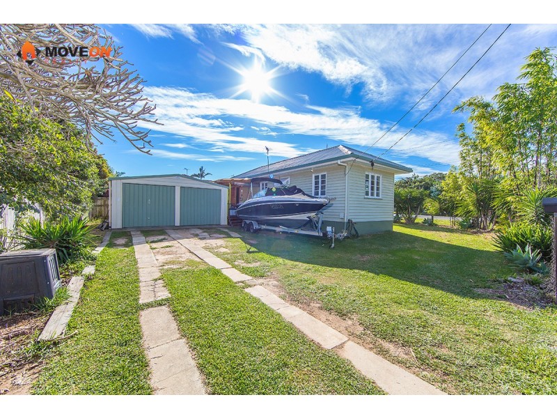 3B HAWTHORNE ST, Woody Point QLD 4019