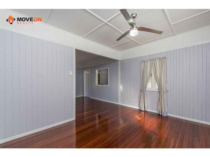 11 TILLEY ST, Redcliffe QLD 4020