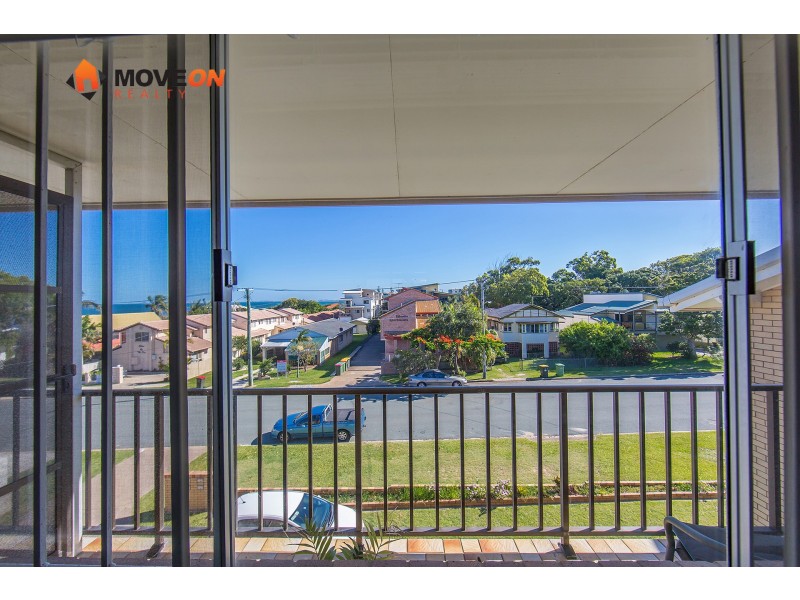 6/8 ELLEN ST, Woody Point QLD 4019