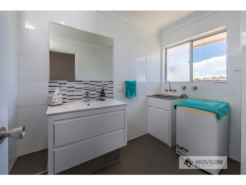 6/8 ELLEN ST, Woody Point QLD 4019