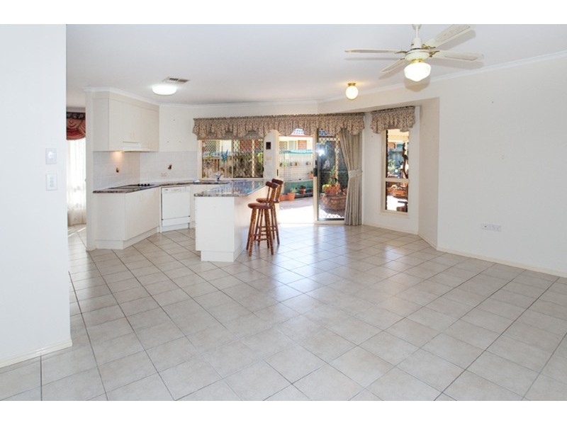 28 BENSON STREET, Scarborough QLD 4020