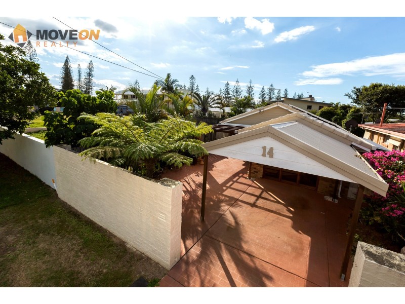 14 FOURTH AVE, Scarborough QLD 4020