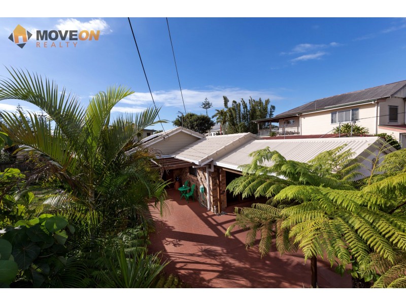 14 FOURTH AVE, Scarborough QLD 4020