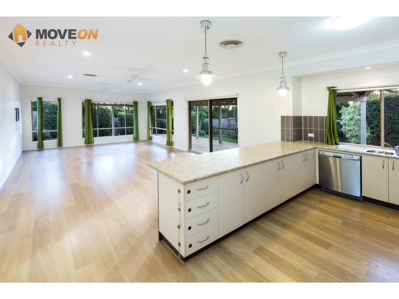 11 GLIDER STREET, North Lakes QLD 4509