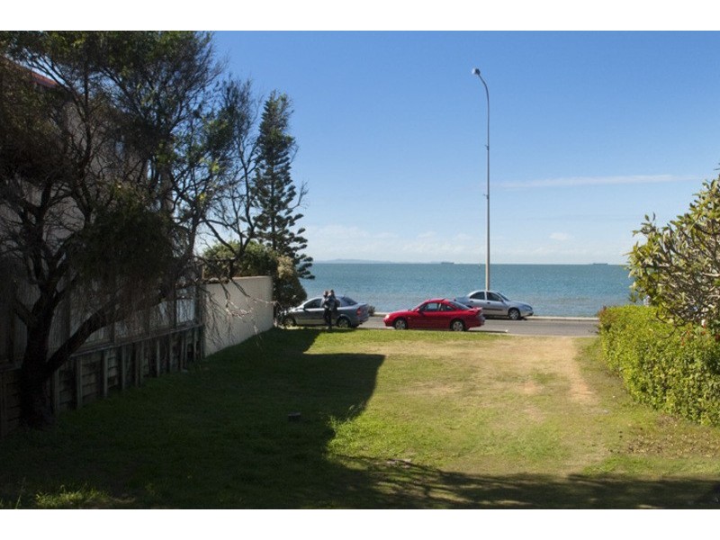 1/2 ROBERTSON AVE, Margate QLD 4019