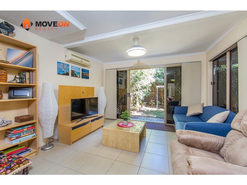 2/1 GERALD AVE, Clontarf QLD 4019