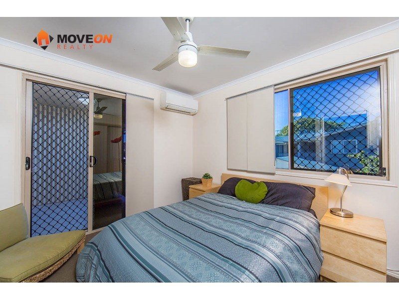 2/1 GERALD AVE, Clontarf QLD 4019