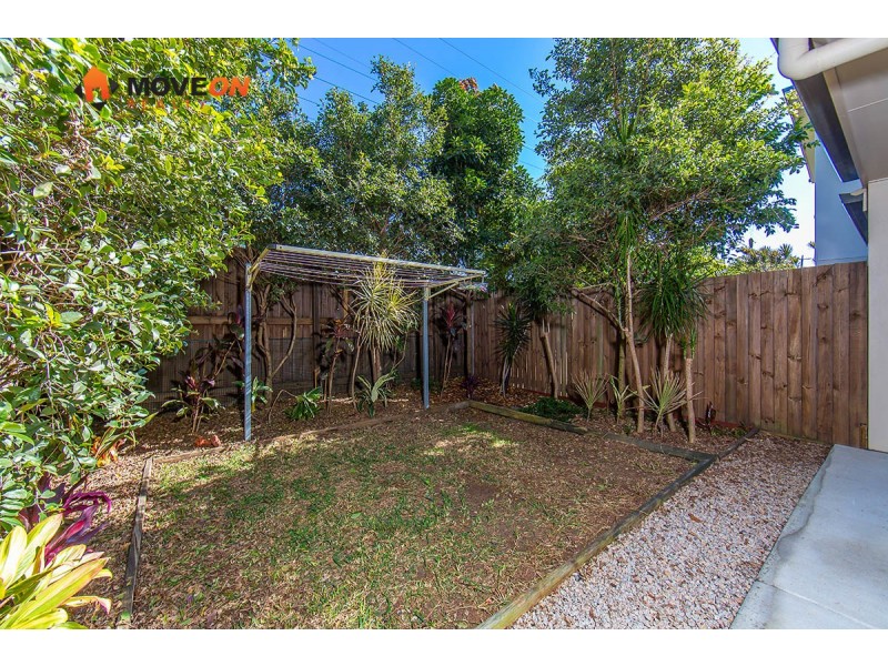 2/1 GERALD AVE, Clontarf QLD 4019