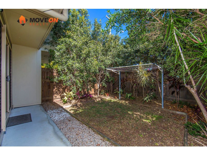 2/1 GERALD AVE, Clontarf QLD 4019