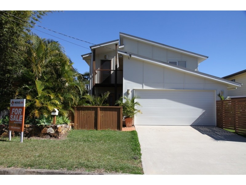 73 DONALD ST, Woody Point QLD 4019